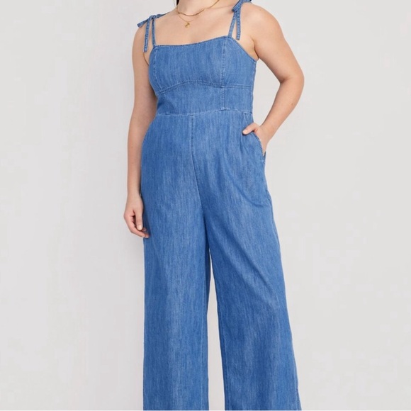 Old Navy Pants - Tie-Shoulder Corset Cami Jumpsuit